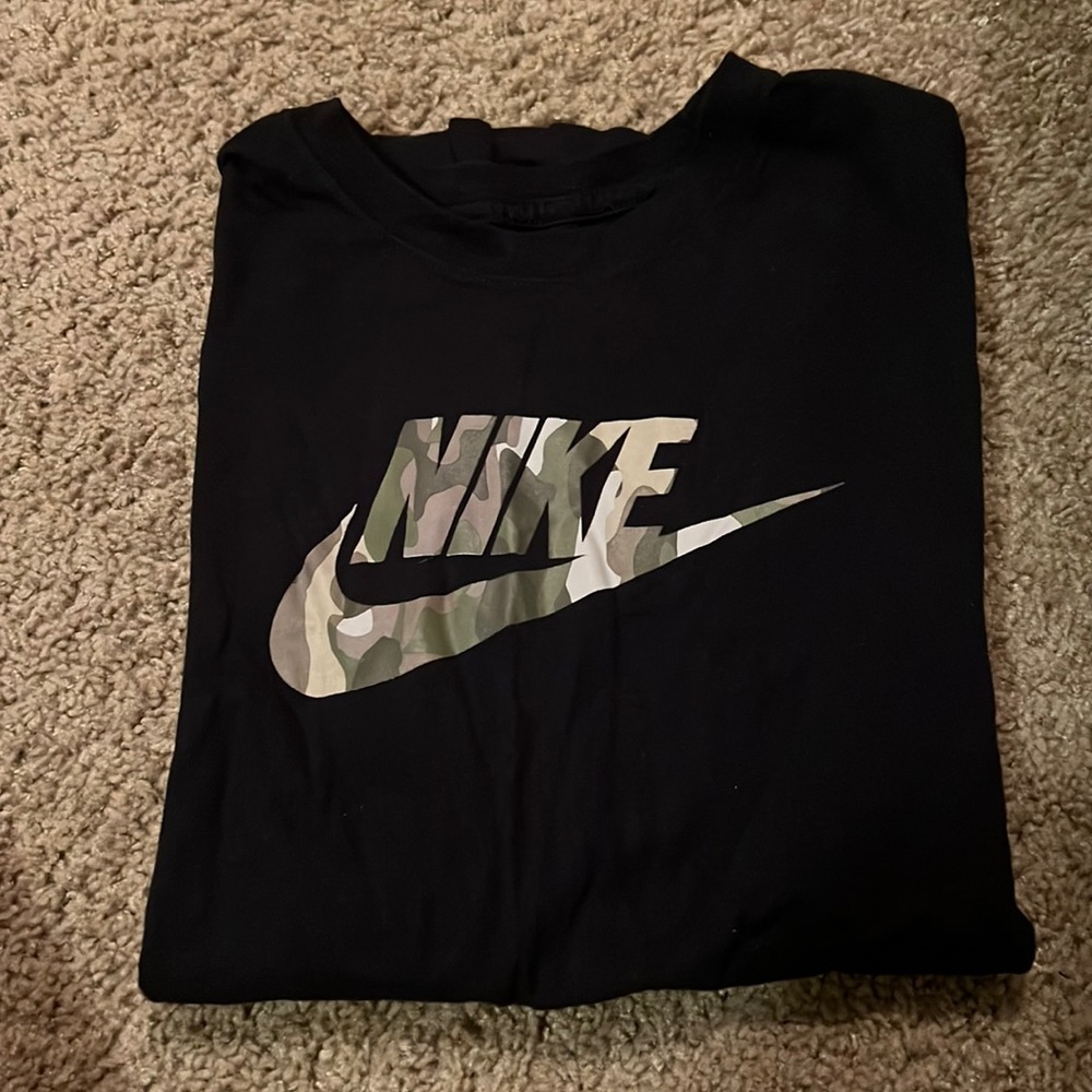 Nike T shirt